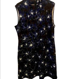 Ladies Ellen Tracy Dress